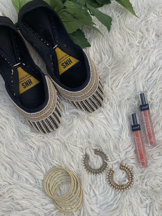 Colorful Ethnic Khussa