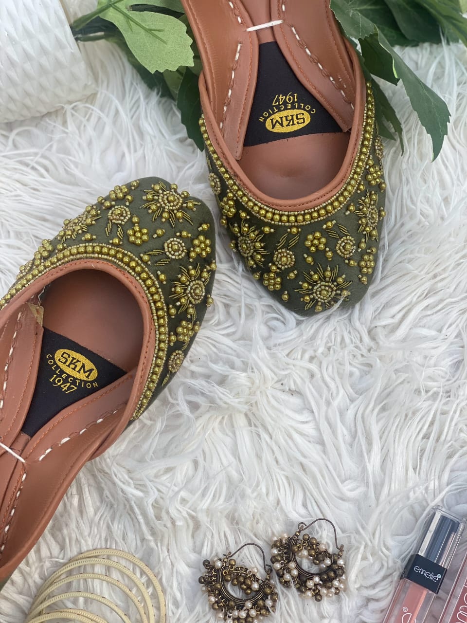 Luxury Golden Embroidered Handmade Khussa