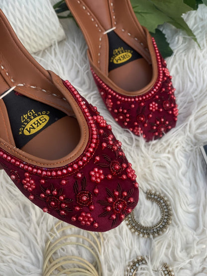 Luxury Golden Embroidered Handmade Khussa