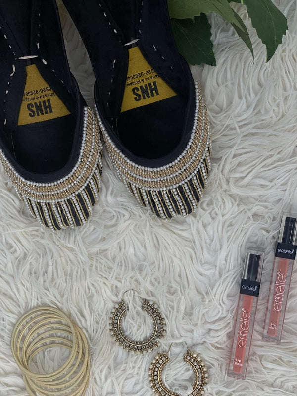 Colorful Ethnic Khussa