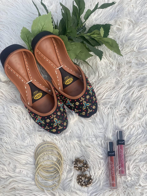 Festive Occasion Khussa