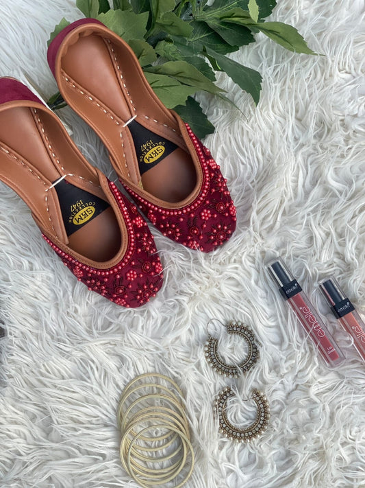 Luxury Golden Embroidered Handmade Khussa